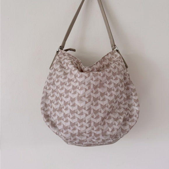 Kipling Sadie Beige Printed Hobo Expandable Handbag - Picture 10 of 12